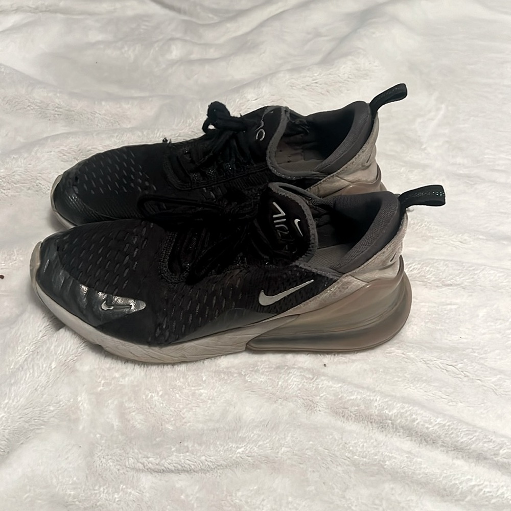 Nike Air 270s